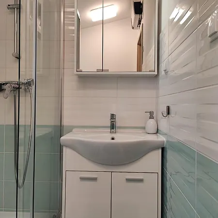 Nyaraló R&r Balatonkenese