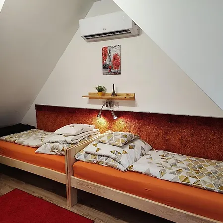 R&r Vendeghaz 펜션