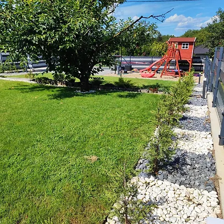 R&r Vendeghaz 발라톤케네세